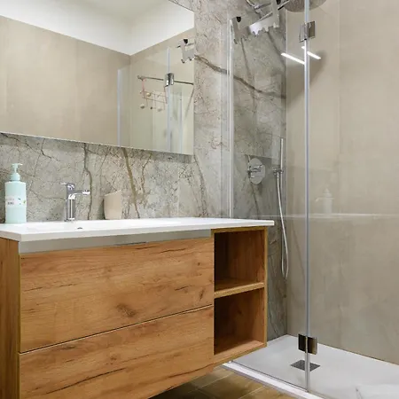 Domus Pio Viii Apartment *